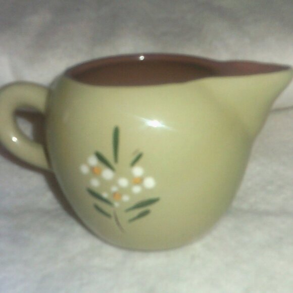 SUNDAY SALE Stangl Pottery Creamer Magnolia Hand Painted Red Clay 1950's MCM - Picture 2 of 5